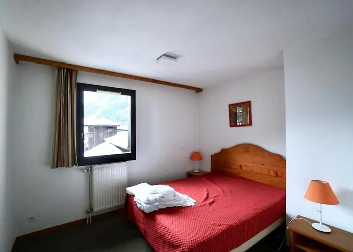 Apartment Of 55 M With Balcony View Mont Blanc